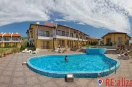 Къща с две спални в Montemar Villas, Кошарица