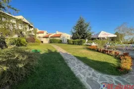 Къща в луксозен комплекс Almond Hill Villas / Almond Hill Villas