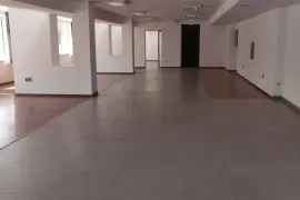 Bureaux à louer dans le centre d'affaires de Plovdiv - PARTER